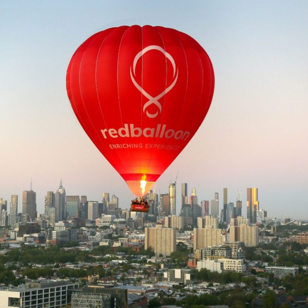 Red Balloon hot air ballooning