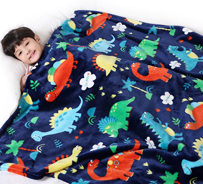 Dark blue lukeight patterned Dinosaur fleece throw blanket for winter