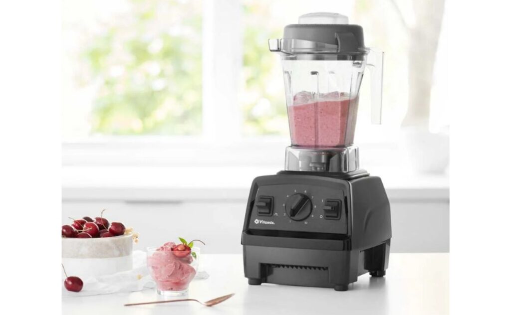 Vitamix ﻿﻿E310 Explorian® Blender