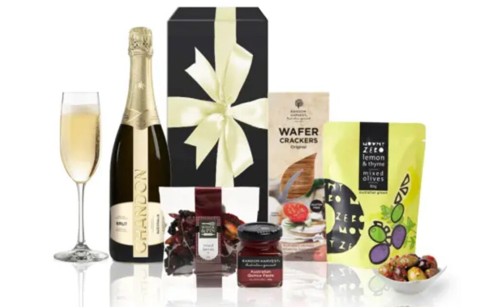 Purely Gourmet CHANDON & ANTIPASTO HAMPER