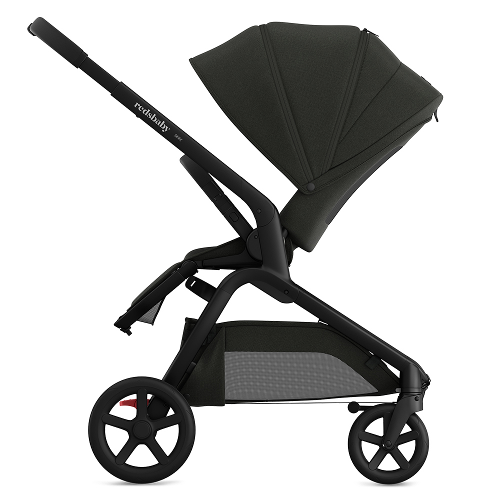 Product shot of Redsbaby ONIX pram 