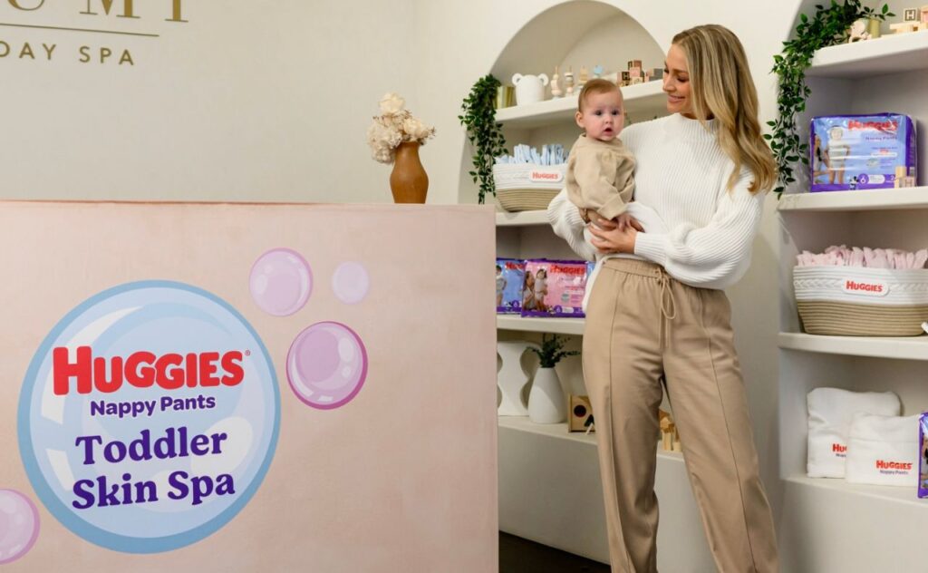 Anna Robards with daughter Ruby at Huggies Toddler Skin spa