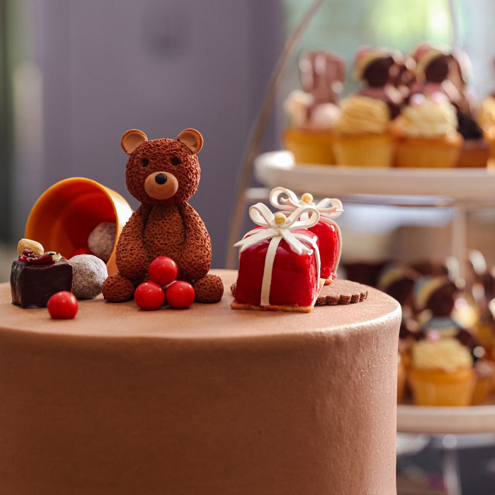 Teddy Bears Takeover Sheraton Grand Sydney Hyde Park In
Partnership with Build a Bear